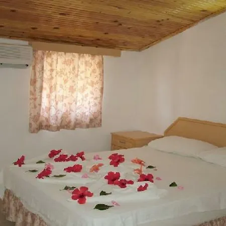 Hotel Ince Aparts *